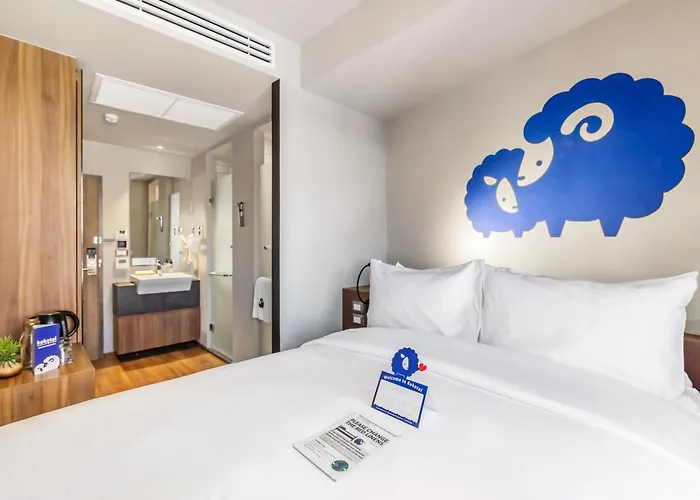 Kokotel Surawong 3*